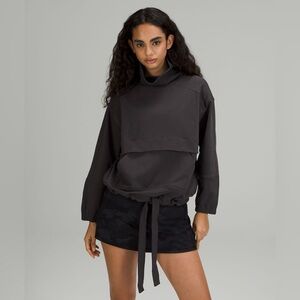 LA Packable Pullover-to-Pillow Lululemon